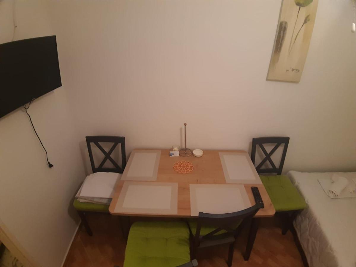 Apartments Knezic Igrane Eksteriør bilde